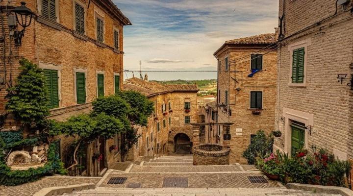 Le Rondini Apartamento Corinaldo Exterior foto